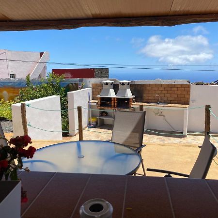 Vivienda Vacacional Casa Lola Taibique エクステリア 写真