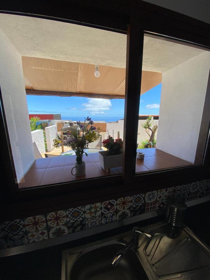 Vivienda Vacacional Casa Lola Taibique エクステリア 写真