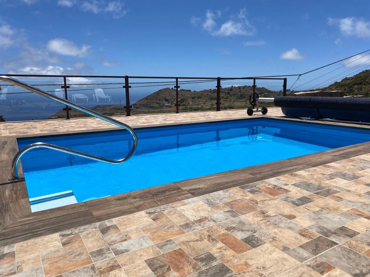Vivienda Vacacional Casa Lola Taibique エクステリア 写真