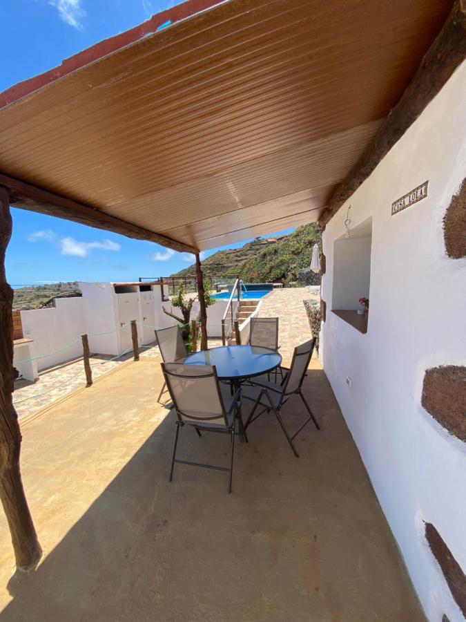 Vivienda Vacacional Casa Lola Taibique エクステリア 写真